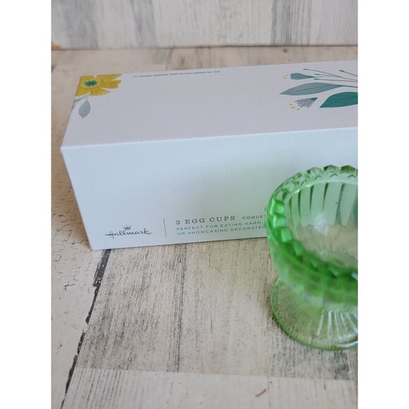 Hallmark 3 egg cups holder Easter pastel set home decor - Picture 6 of 6